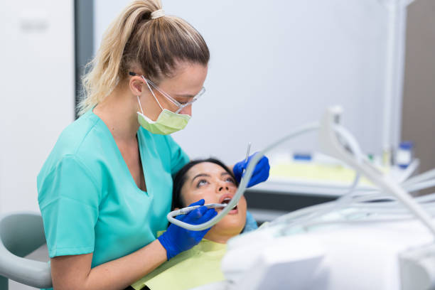 Best Emergency Gum Treatment in Springfield, NE